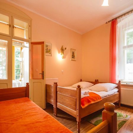 Bed and breakfast Willa Jagniątków Extérieur photo