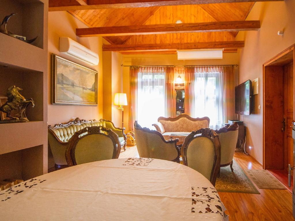 Bed and breakfast Willa Jagniątków Extérieur photo